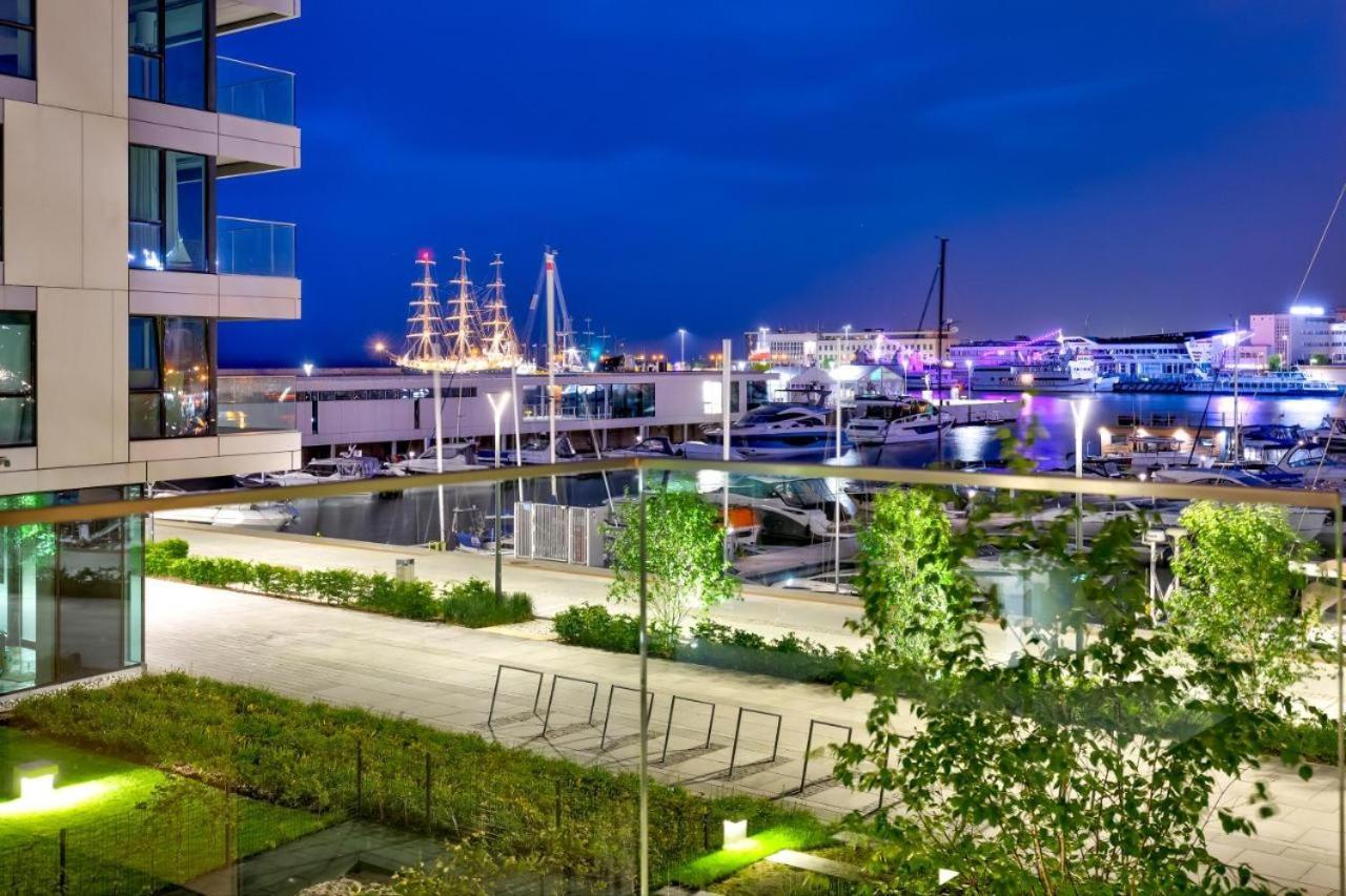 Apartament Faltom 26 Yacht Park Z Tarasem 그디니아 외부 사진